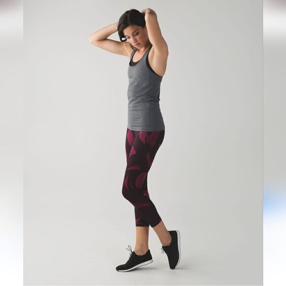 Lululemon Athletica All Sport Crop Back Spin Stroke Dashing Purple Black Size 2 - Picture 1 of 12